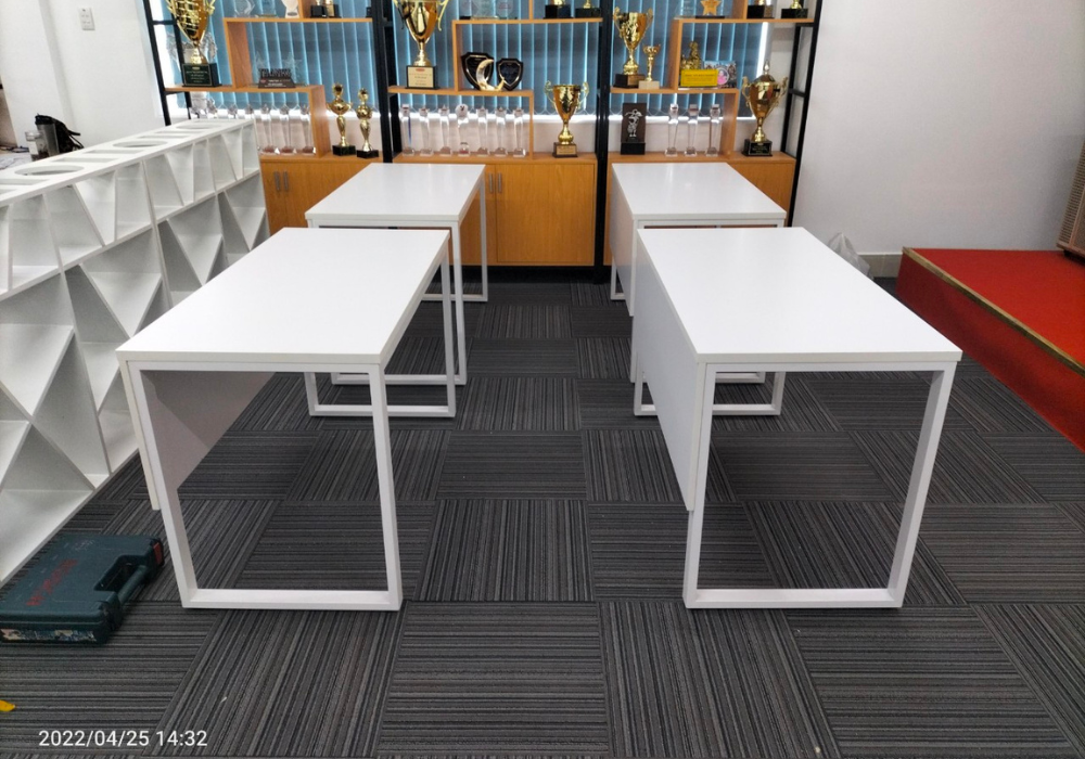 Bàn Chân Sắt Yếm Gỗ HR120SC2